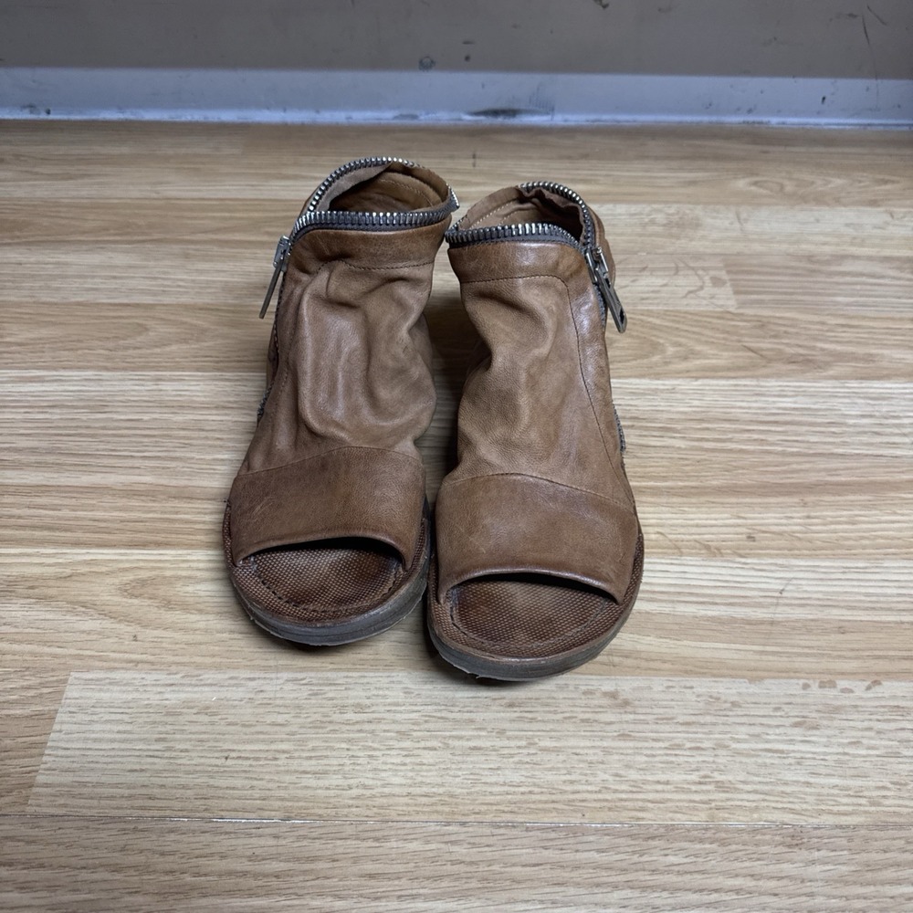 A.S.98 Ritchie Flat Sandals Peep Toe Bootie EU 39 US 8.5 Camel Leather Zipper